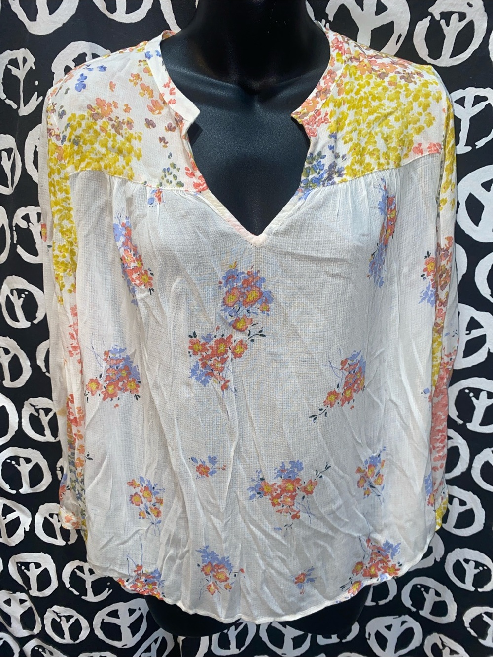 LICKY BRAND FLORAL VISCOSE LONG SLEEVE V-NECK BLOUSE SZ M